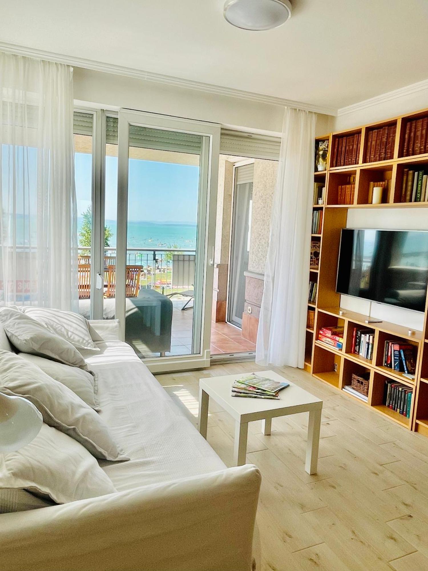 Balaton Beachside Apartman Siofok N1 Esterno foto